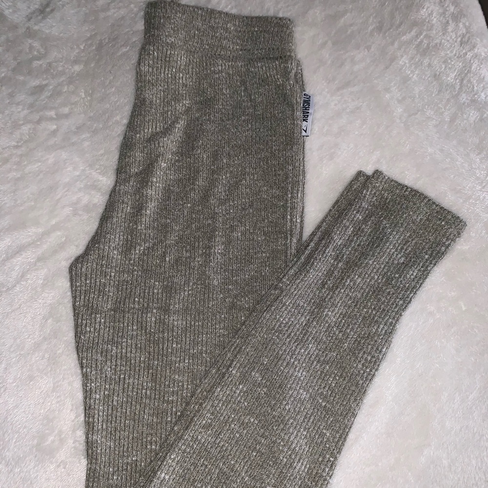 Gymshark olive slounge leggings